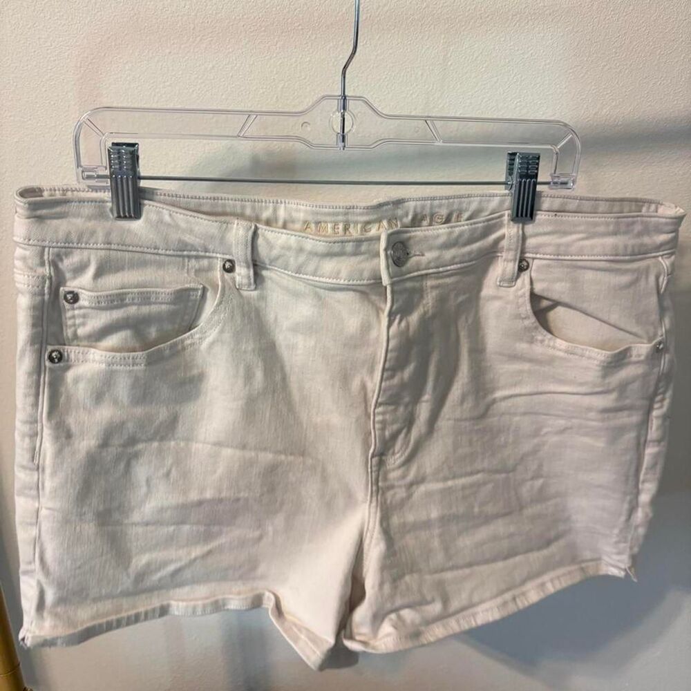 American-eagle Women's White Shorts